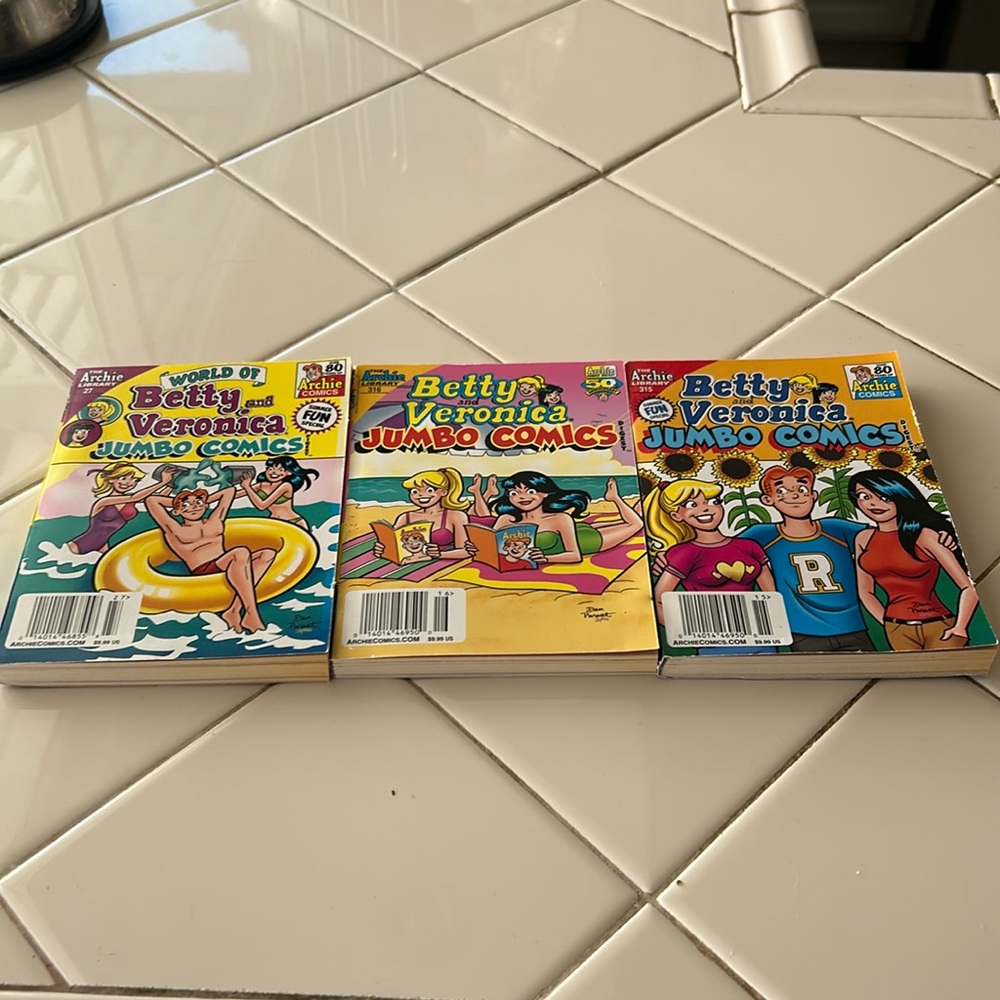 Betty and Veronica Comic Books